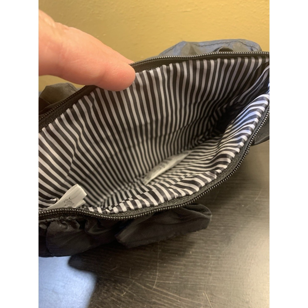 Thirty-One 31 Black Ruffle Mini Zip Pouch Wallet - Picture 4 of 7